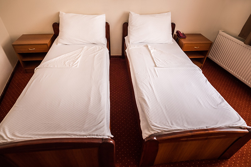 Doppelzimmer – zwei Betten